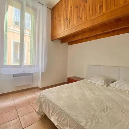 Rue Jeanne, Cosy, Proche Gare Menton